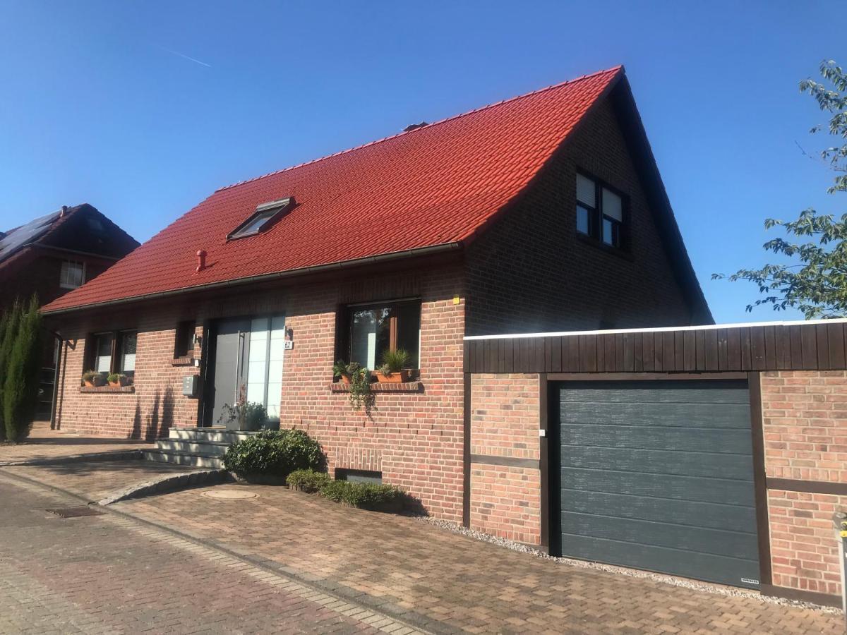 Ferienwohnung Kleine Auszeit Ашеберг Экстерьер фото